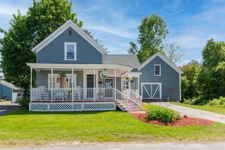 92 Oak St, Winchendon, MA 01475