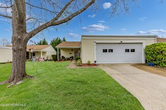 50 Juniper Plaza Unit B, Monroe Township, NJ 08831