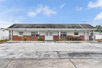 5330 77th St N, St. Petersburg, FL 33709