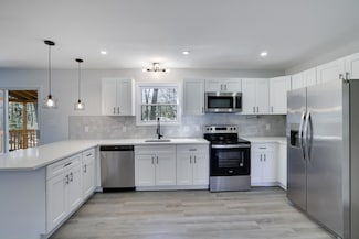 3243 Birch Hill Dr, Tannersville, PA 18372