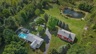 19196 Cleveland Ave, Galien, MI 49113