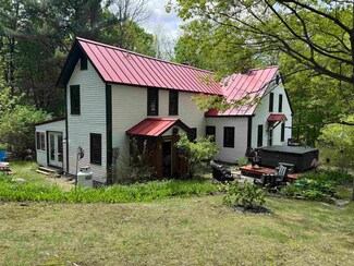 197 Circuit Rd, Ossipee, NH 03864