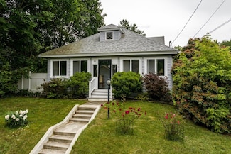 57 Rutland St, Dover, NH 03820