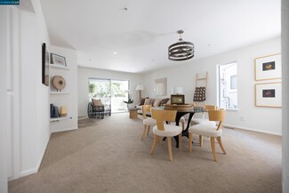 1352 Las Juntas Way Unit B, Walnut Creek, CA 94597