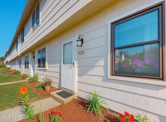 1124 Sawmill Rd Unit 124, Brick, NJ 08724