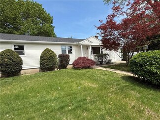 199 1st Ave, East Greenwich, RI 02818