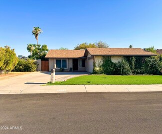 5519 W Golden Ln, Glendale, AZ 85302