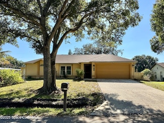 1544 Nona St NE, Palm Bay, FL 32907