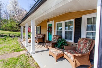 56 Fort Butler St, Murphy, NC 28906