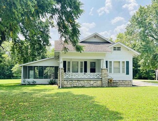419 4th St, Durham, KS 67438
