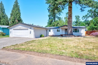 3277 Mcnaught St, Woodburn, OR 97071