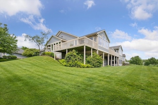 7645 Greenbrier Dr NE, Rockford, MI 49341