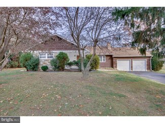 433 Fairview Ave, Penndel, PA 19047