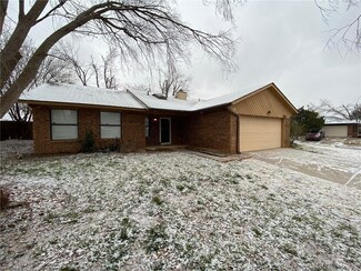 2817 Fairfield Dr, Edmond, OK 73012