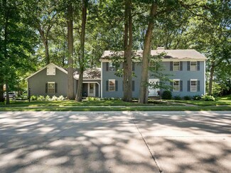 5303 Litchfield Rd, Fort Wayne, IN 46835