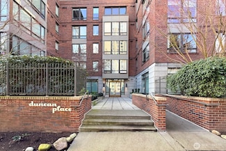 4547 8th Ave NE Unit 306, Seattle, WA 98105