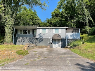 404 Marshall St, Clinton, TN 37716