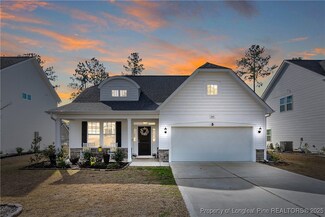 268 Kensington Dr, Spring Lake, NC 28390