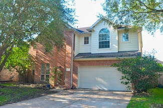 17719 Creek Bluff Ln, Cypress, TX 77433