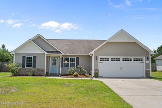 256 Rowland Dr, Richlands, NC 28574