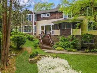125 Hawkes Ave, Ossining, NY 10562