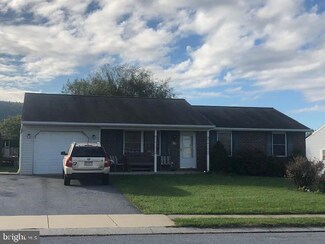 40 Newburg Dr, Newmanstown, PA 17073