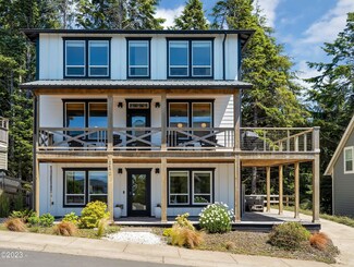 2472 SW Dune Ave, Lincoln City, OR 97367