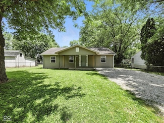 7434 N Green Meadows, Fairland, IN 46126