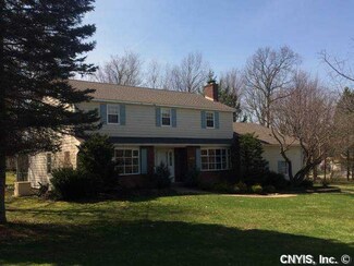 8777 Horseshoe Ln, Chittenango, NY 13037