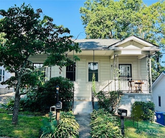 23 & 25 Oteen Park Place, Asheville, NC 28805