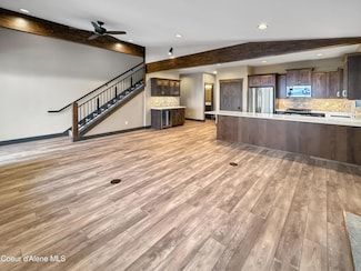 40 Palouse Dr (B12) Dr, Nordman, ID 83848