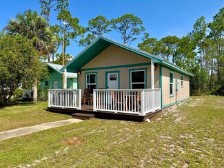 155 Beach St, Port St. Joe, FL 32456