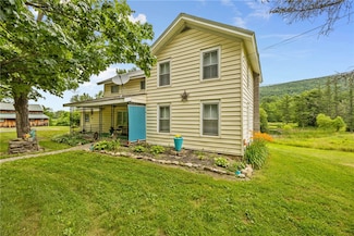 1369 Italy Valley Rd, Naples, NY 14512