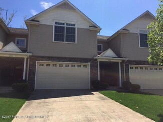 422 Bellman St, Throop, PA 18512