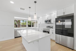4401 Madison St, Hollywood, FL 33021
