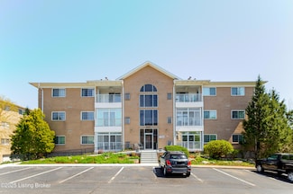 8507 Atrium Dr Unit 201, Louisville, KY 40220