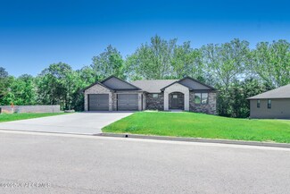 1502 Summerfield Dr, Jefferson City, MO 65109