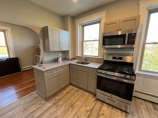 108 Bristol Rd Unit 7, Somerville, MA 02144