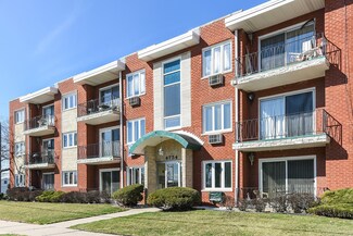 4754 W 101st St Unit 3B, Oak Lawn, IL 60453