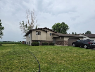 515 W Cherokee Ave, Shabbona, IL 60550