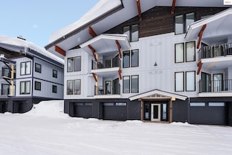 125 Crystal Springs Rd, Sandpoint, ID 83864