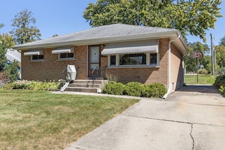 4905 Stanley Ave, Downers Grove, IL 60515