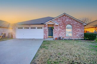 1413 Gray Dawn Dr, Midlothian, TX 76065