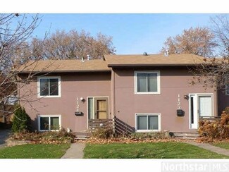 1121 Fifield St, Saint Paul, MN 55108