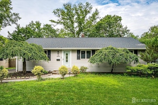 74 Hazelwood Ave, Metuchen, NJ 08840