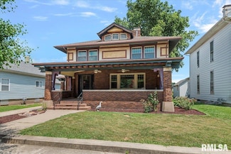 215 E Market St, Taylorville, IL 62568