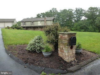 444 S Ridge Rd, Mifflintown, PA 17059