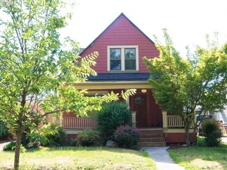 4827 SE 72nd Ave, Portland, OR 97206