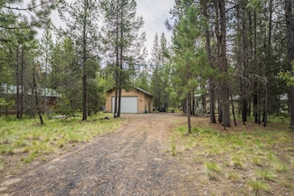 55827 Wood Duck Dr, Bend, OR 97707