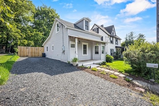 68 Silver Spring Rd, New Windsor, NY 12553
